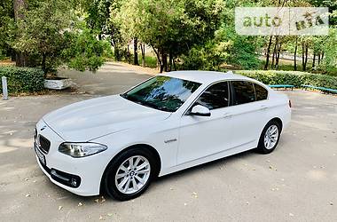 Седан BMW 5 Series 2016 в Киеве