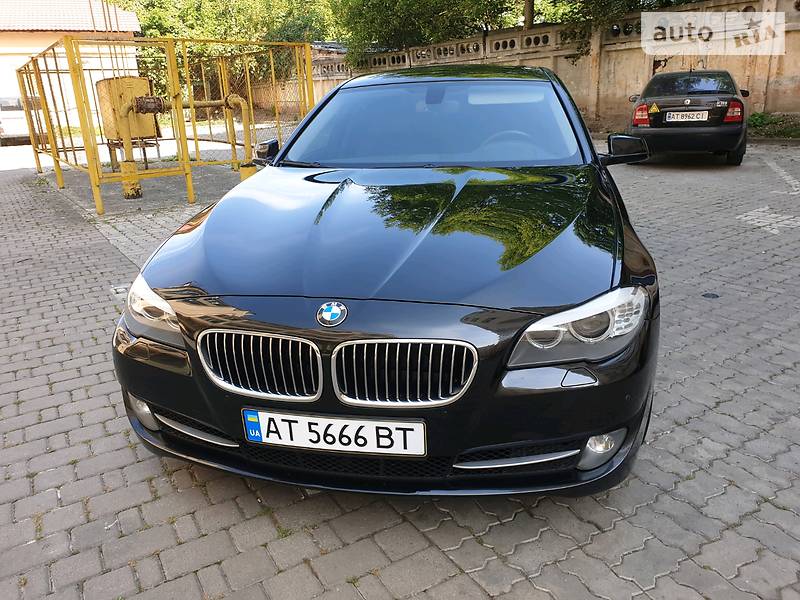 Седан BMW 5 Series 2013 в Ивано-Франковске