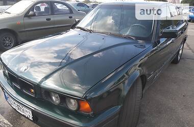 Седан BMW 5 Series 1995 в Харькове