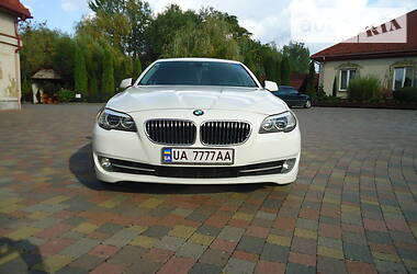 Седан BMW 5 Series 2012 в Мукачево