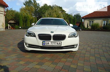 Седан BMW 5 Series 2012 в Мукачево