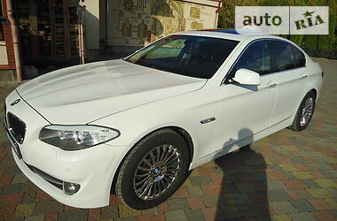 Седан BMW 5 Series 2012 в Мукачево