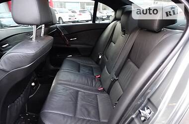 Седан BMW 5 Series 2005 в 