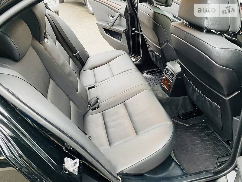 Седан BMW 5 Series 2009 в Харкові