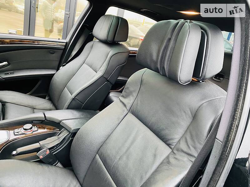 Седан BMW 5 Series 2009 в Харкові