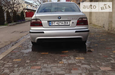Седан BMW 5 Series 2000 в 