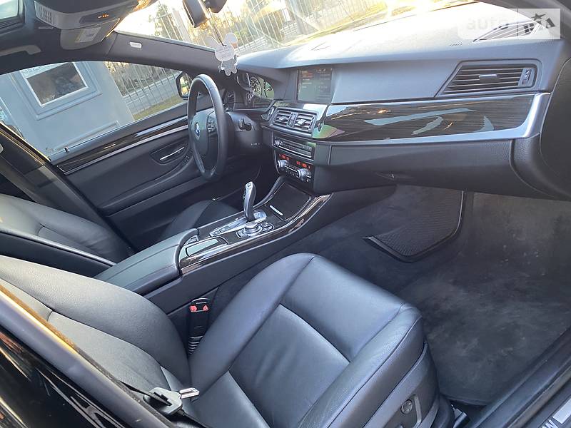 Седан BMW 5 Series 2013 в Полтаві
