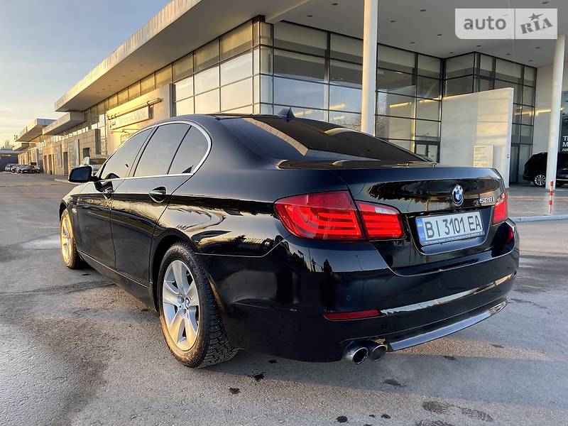 Седан BMW 5 Series 2013 в Полтаві