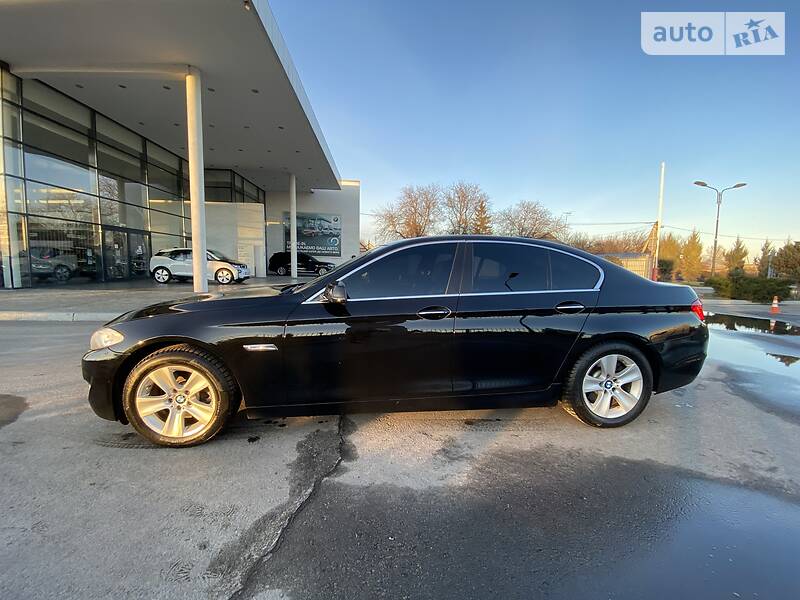 Седан BMW 5 Series 2013 в Полтаві