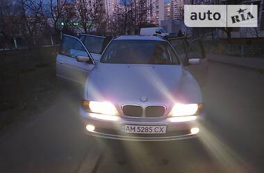 Универсал BMW 5 Series 2002 в Киеве