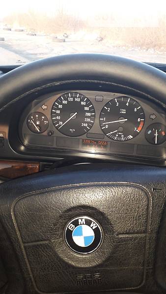 Седан BMW 5 Series 1998 в Львові