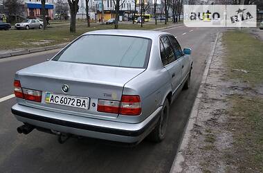 Седан BMW 5 Series 1989 в Львові