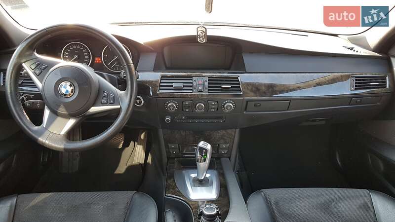 Універсал BMW 5 Series 2010 в Києві фото 10 Універсал BMW 5 Series 2010 в Києві