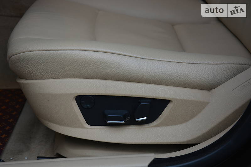 Седан BMW 5 Series 2012 в Одесі
