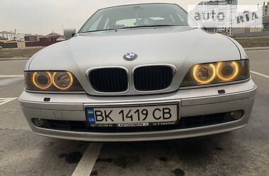 Седан BMW 5 Series 2001 в 