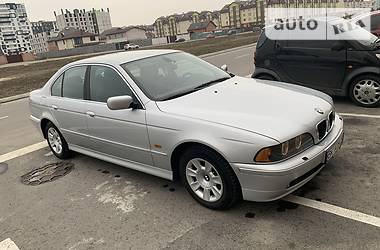 Седан BMW 5 Series 2001 в 