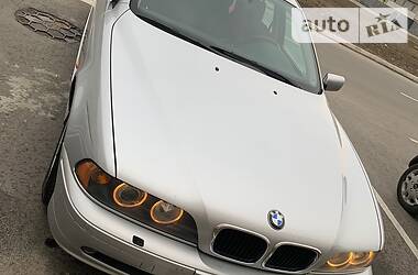 Седан BMW 5 Series 2001 в 