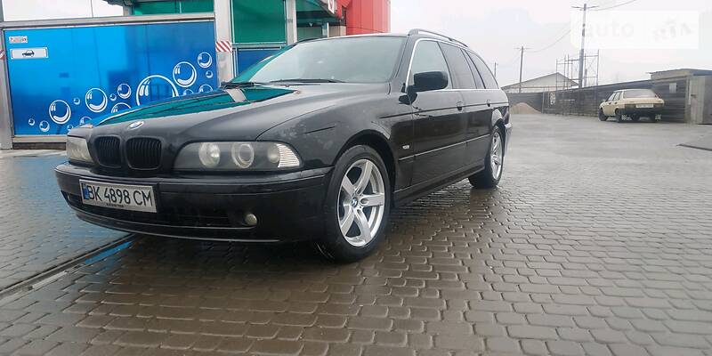 Універсал BMW 5 Series 2001 в 