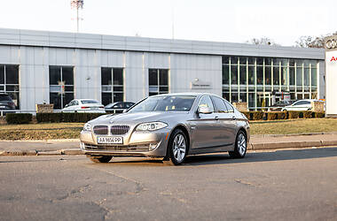 Седан BMW 5 Series 2012 в 