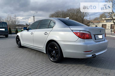 Седан BMW 5 Series 2009 в 