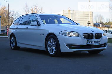 Універсал BMW 5 Series 2011 в 