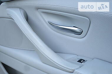 Універсал BMW 5 Series 2011 в 