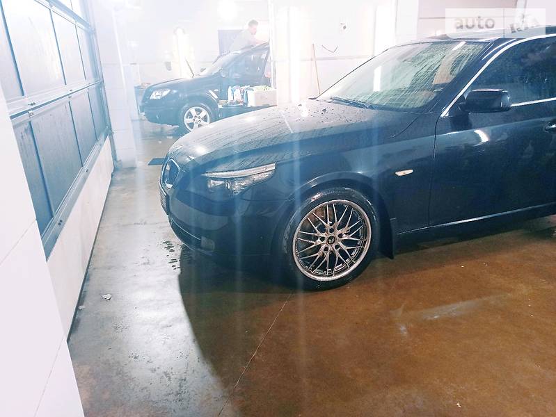 Седан BMW 5 Series 2008 в Львове