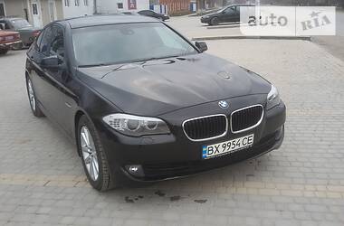 Седан BMW 5 Series 2012 в Чемеровцах