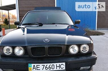 Седан BMW 5 Series 1995 в Днепре