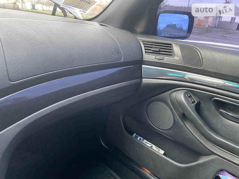 Седан BMW 5 Series 2001 в Хоролі