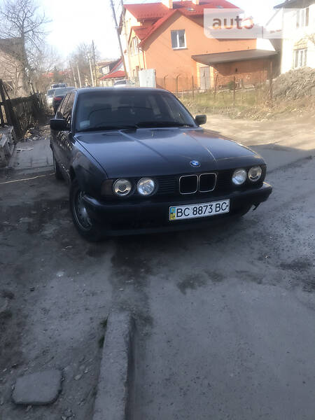 Седан BMW 5 Series 1994 в 