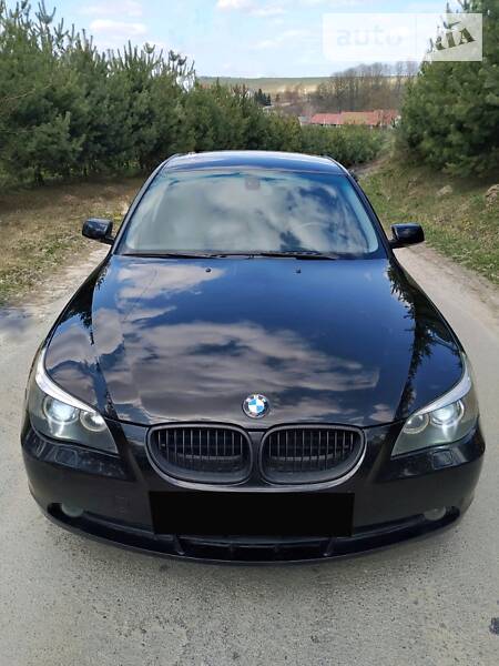 Седан BMW 5 Series 2004 в 