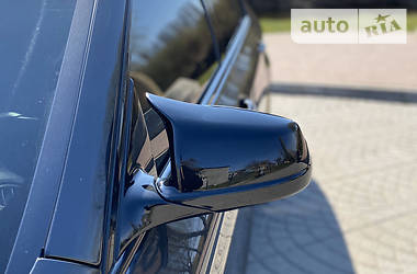 Седан BMW 5 Series 2012 в 