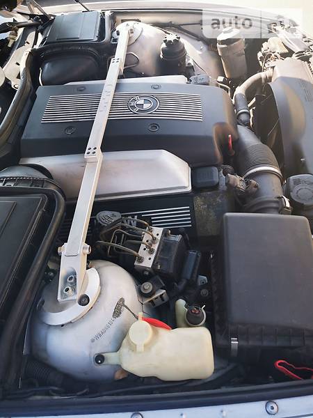 Седан BMW 5 Series 2001 в Краматорську