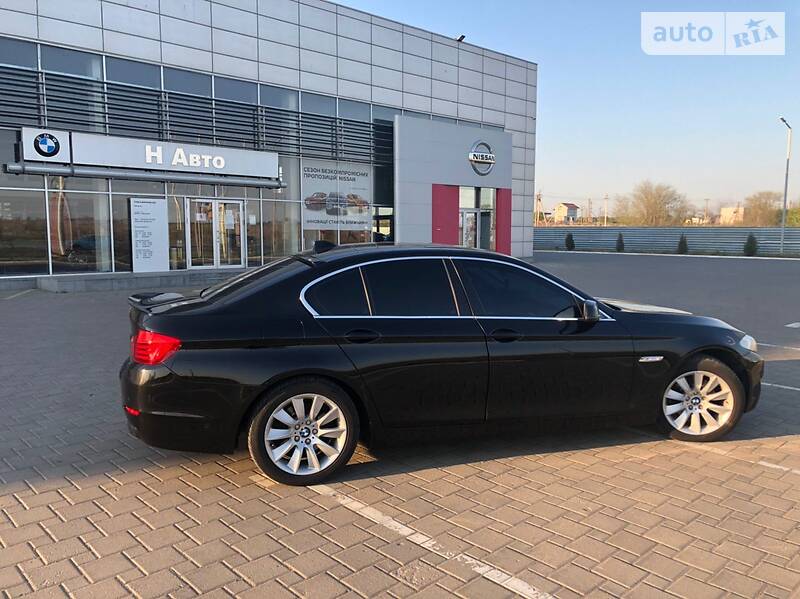 Седан BMW 5 Series 2011 в Миколаєві