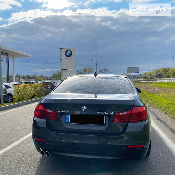 Седан BMW 5 Series 2016 в Києві фото 10 Седан BMW 5 Series 2016 в Києві