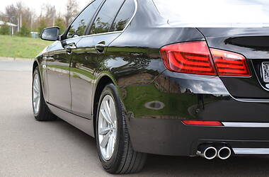 Седан BMW 5 Series 2012 в 