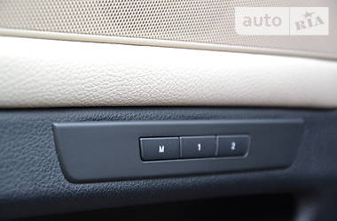 Седан BMW 5 Series 2012 в 