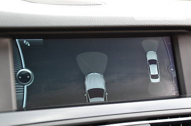Седан BMW 5 Series 2012 в 