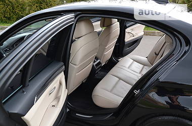 Седан BMW 5 Series 2012 в 
