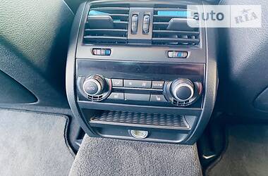 Седан BMW 5 Series 2012 в 