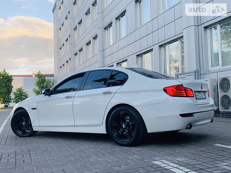 Седан BMW 5 Series 2013 в Києві