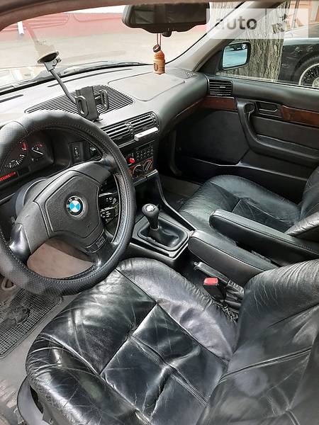 Седан BMW 5 Series 1992 в Одесі фото 20 Седан BMW 5 Series 1992 в Одесі