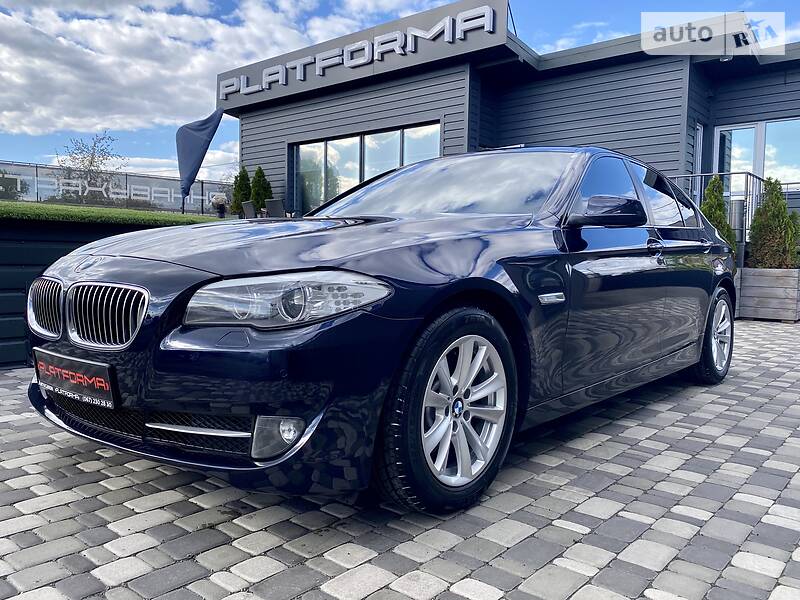 Седан BMW 5 Series 2013 в Киеве