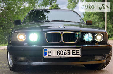 Седан BMW 5 Series 1993 в Кременчуці