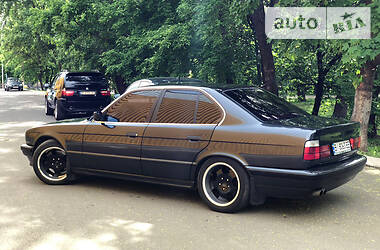 Седан BMW 5 Series 1993 в 