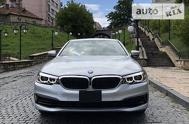 Седан BMW 5 Series 2018 в Черновцах