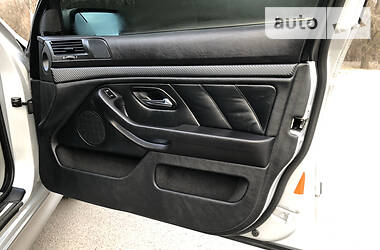 Седан BMW 5 Series 2000 в 