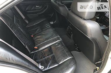 Седан BMW 5 Series 2000 в 