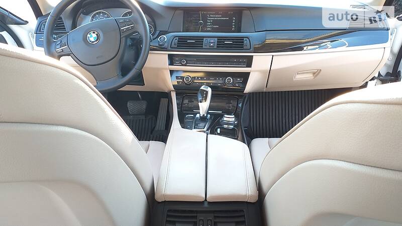 Седан BMW 5 Series 2012 в Полтаві